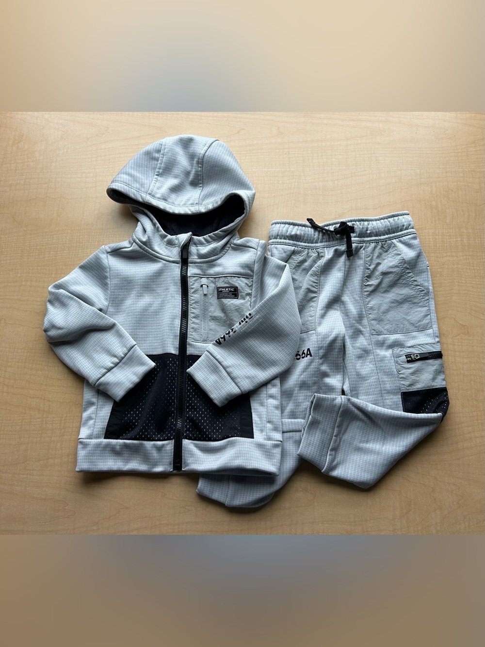Athletic Works Boys 3T Gray Tech Mesh Tracksuit Set Excellent Condition Sporty